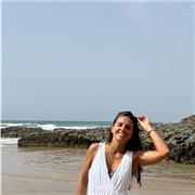 Docente di matematica impartisce ripetizioni sia di matematica che di fisica a ragazzi di scuole superiori e universitari